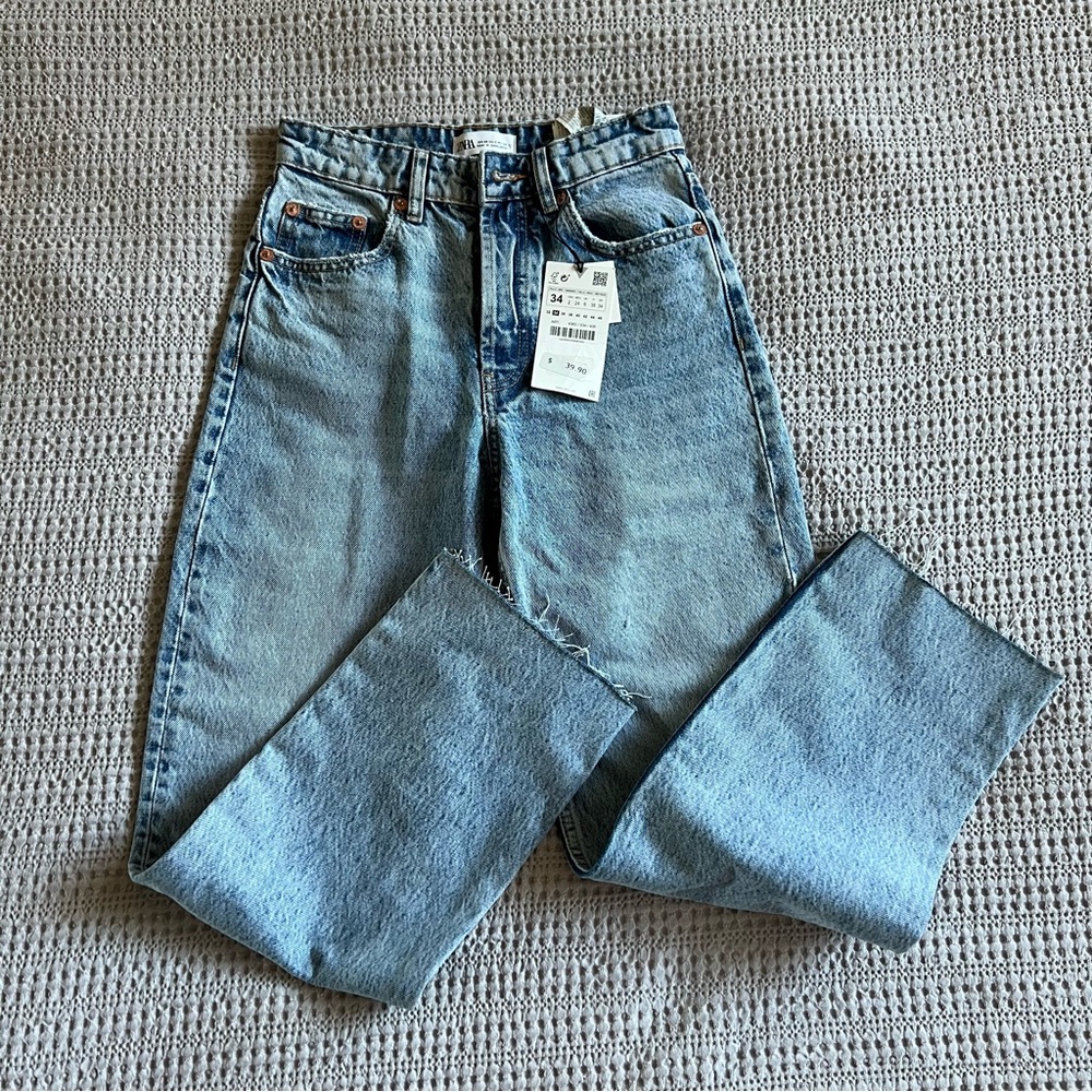 Zara High Rise Straight Jeans - Picture 6 of 8